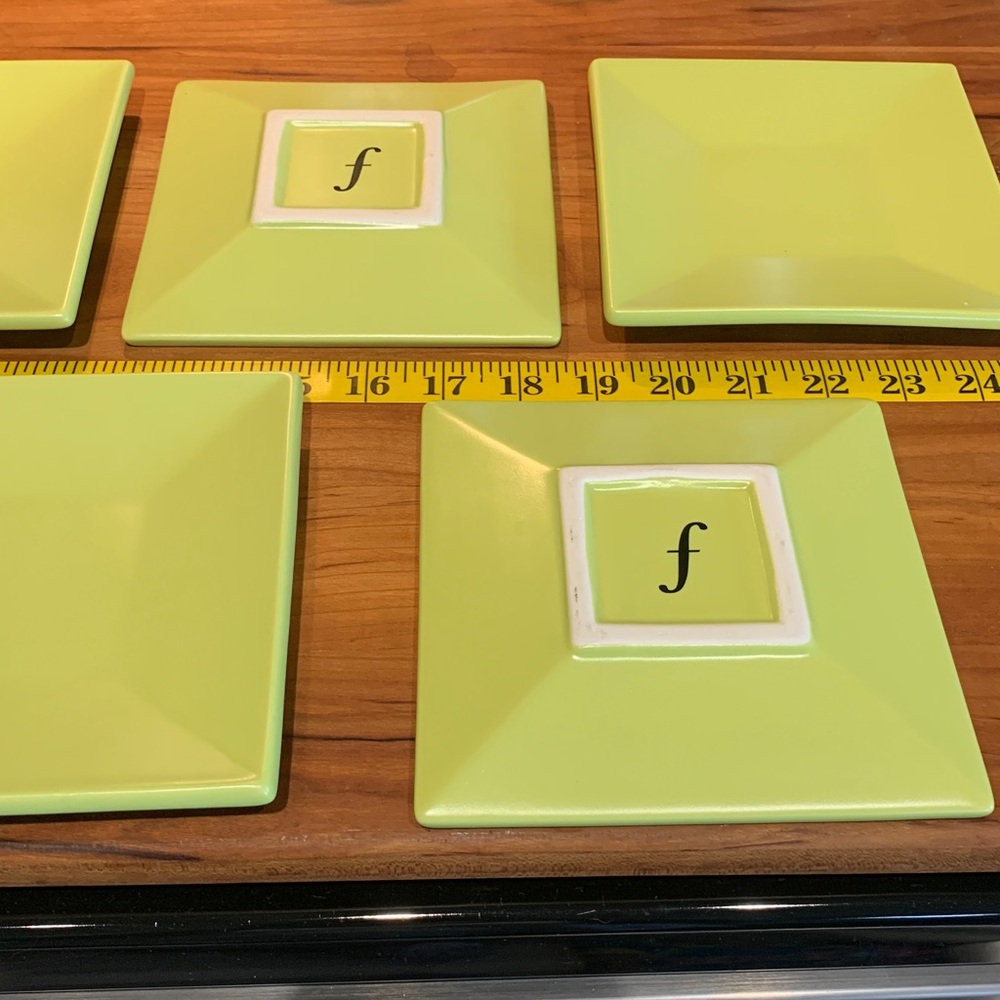 4 AVAILABLE Gorgeous TEA FORTE CELERY GREEN "SOHO PLATES"  6 INCH